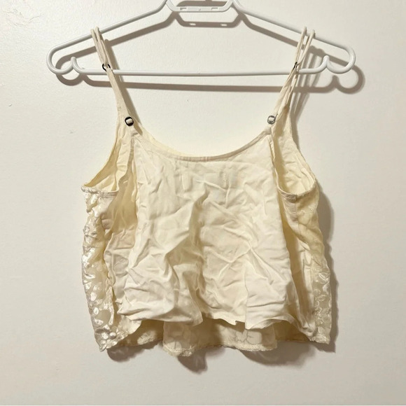 Abercrombie & Fitch Velvet‎ Floral Crop Top Size XS - Picture 2 of 3